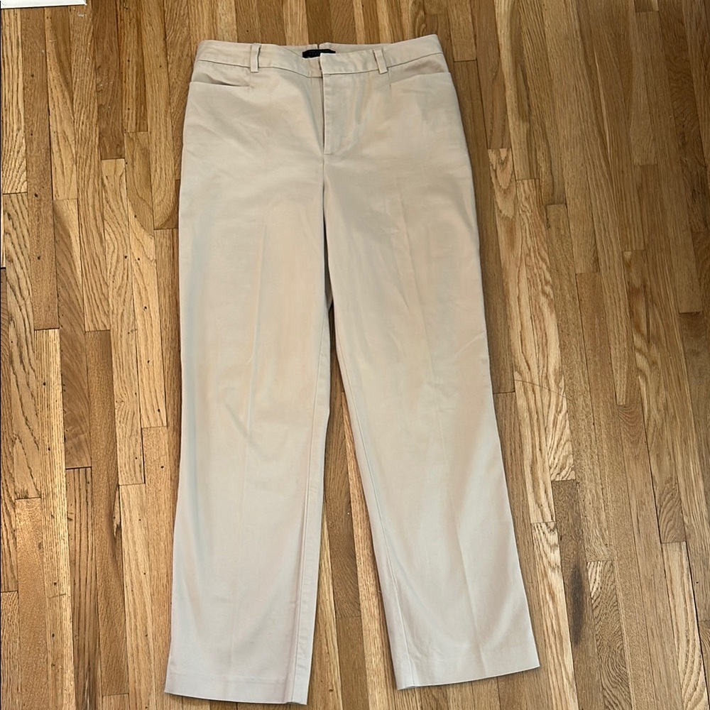 The Limited. Light Tan women’s Chinos. Classic Straight-Leg